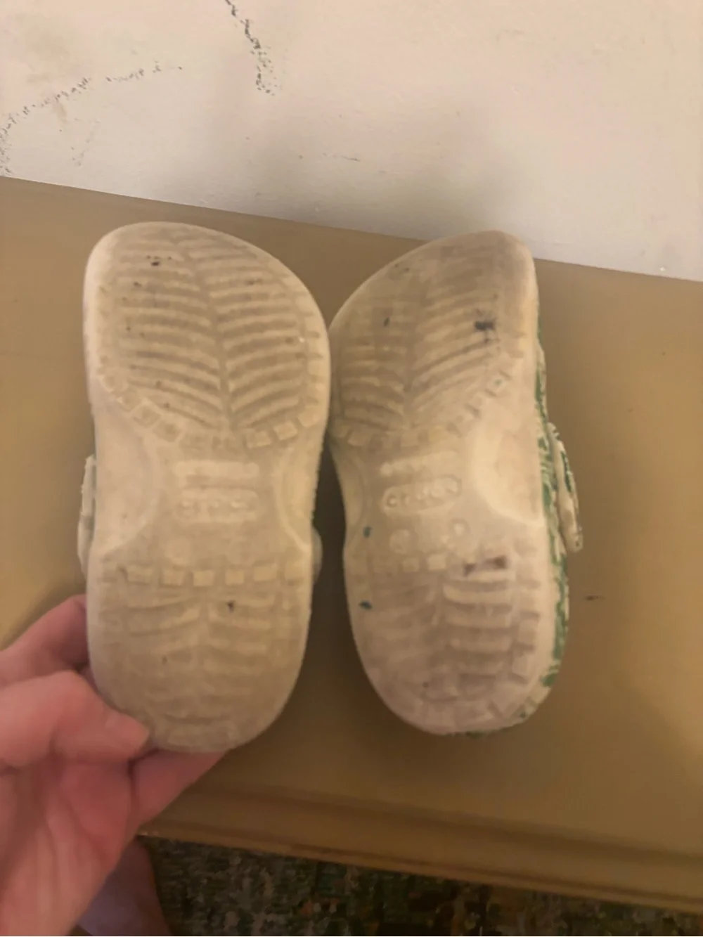 CROCS Kids Green and White Patterned Clogs